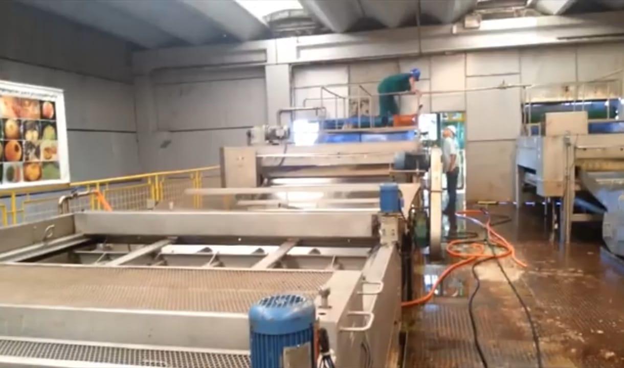 FAZENDA A VENDA ➕️ FÁBRICA DE SUCO INTERIOR – SP 2 Unidades 30.000m². Exporta para mais de 50 países